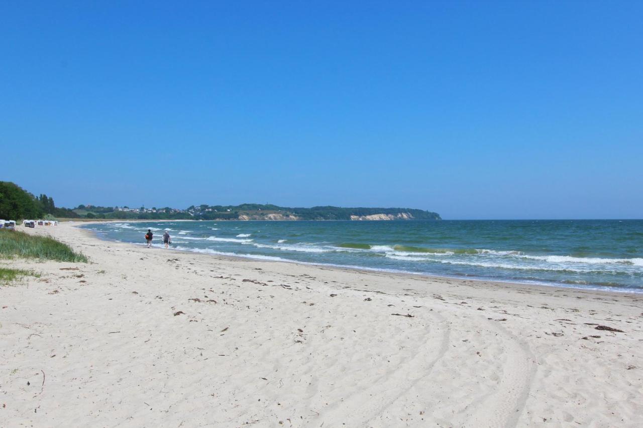 Strandnahe Fewo Mit Balkon, Gratis Nutzung Vom Ahoi Erlebnisbad Und Sauna In Sellin - Rex Rugia Fewo 13-7 Lobbe Luaran gambar
