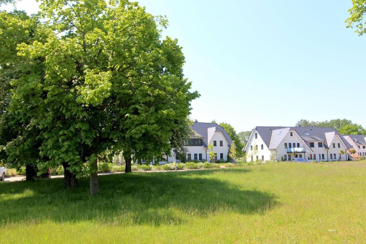 Strandnahe Fewo Mit Balkon, Gratis Nutzung Vom Ahoi Erlebnisbad Und Sauna In Sellin - Rex Rugia Fewo 13-7 Lobbe Luaran gambar